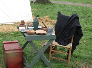 Colonial camp table